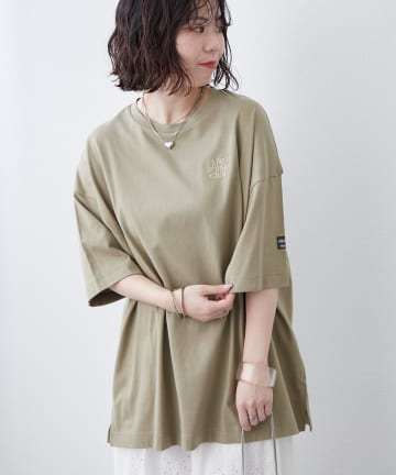 Remind me and forever(リマインドミーアンドフォーエバー) 【NUNIFE】【サスティナブル素材】ワンポイント刺繍BIGTシャツ