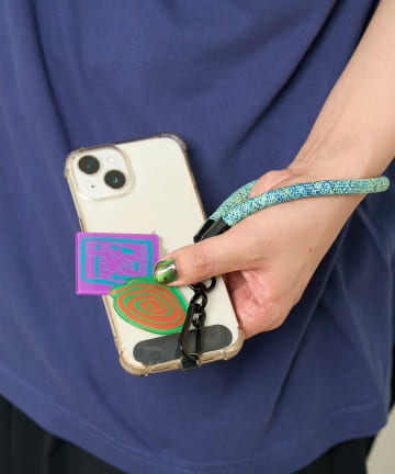 BIRTHDAY BAR(バースデイバー) norahi x BIRTHDAY BAR アクリルチャーム付きスマホストラップ