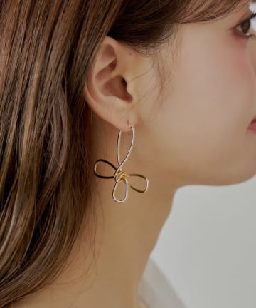 ニュアンスフラワーピアス