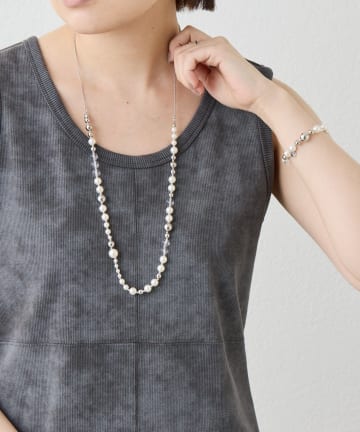 ear PAPILLONNER(イア パピヨネ) パールスライドネックレス