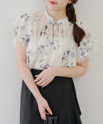 NICE CLAUP / OLIVE des OLIVE OUTLET(ナイスクラップ  / オリーブ デ オリーブ アウトレット) 【ANOTHER BRANCH】ぼかし花柄フレア袖ブラウス