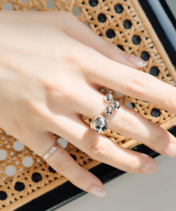 ear PAPILLONNER(イア パピヨネ) バブルボールリング