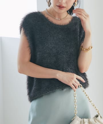 La boutique BonBon(ラブティックボンボン) 【アンサンブル可】ヘアリーフェザー前後2WAYフレンチニット