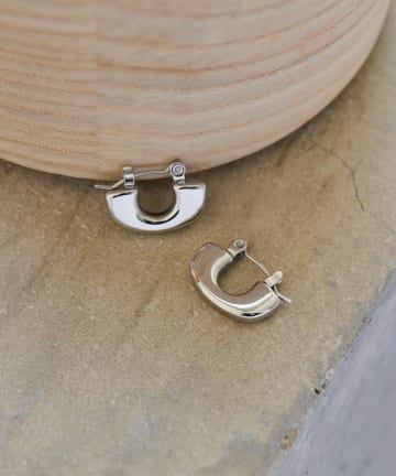 ear PAPILLONNER(イア パピヨネ) 《金属アレルギー対応/ステンレス》ユーシェイプピアス