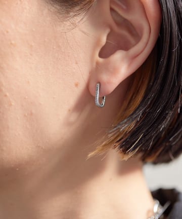 ear PAPILLONNER(イア パピヨネ) 《金属アレルギー対応/ステンレス》クリスタルミニフープピアス