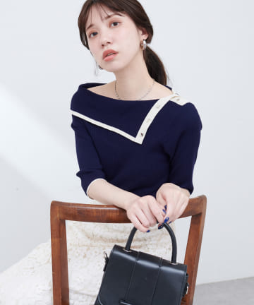 natural couture(ナチュラルクチュール) 【WEB限定】オフショルアシメネックリブニット