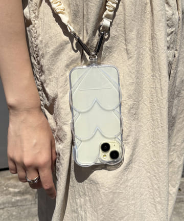 Lattice(ラティス) クリアハートスマホケース (iPhone15)