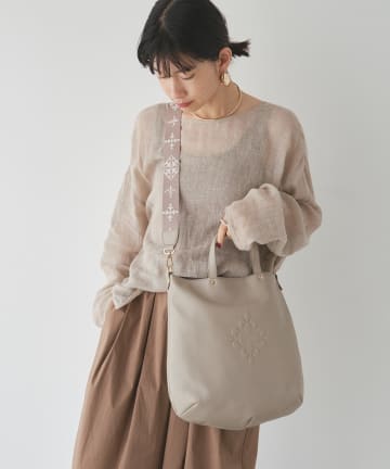 russet(ラシット) 【名品】レザー 2wayトートバッグ（エンボスモノグラム）
