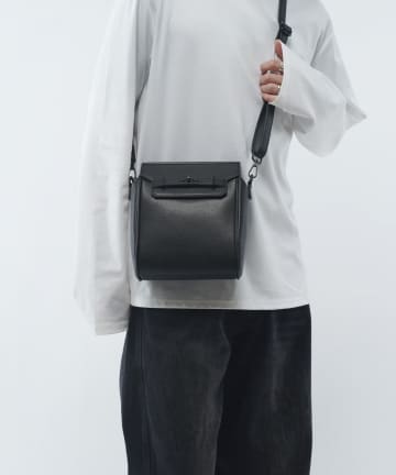 Lui's(ルイス) オリジナルカウレザーミニショルダー