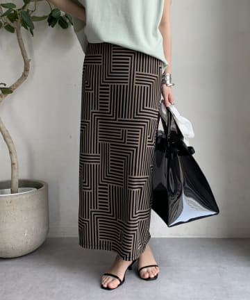 OUTLET(アウトレット) 【DouDou】幾何柄タイトスカート