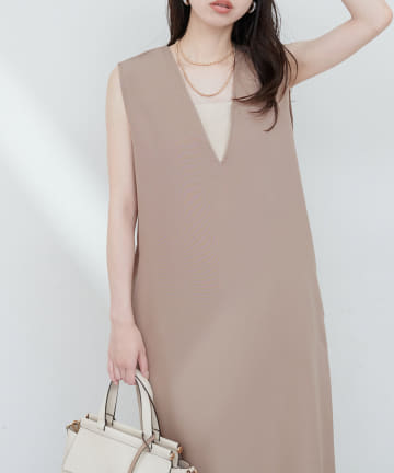 【natural couture】カットジョーゼットＶネックワンピース