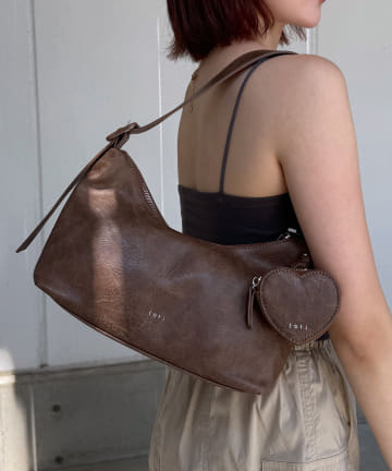 mline(エムライン) loti ハートポーチ付きホーボーBAG