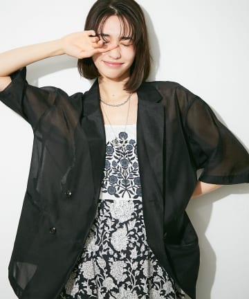 【大人の着映えアイテム】シアーハーフスリーブテーラージャケット