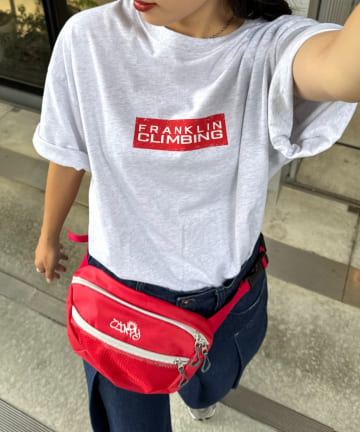 CIAOPANIC TYPY(チャオパニックティピー) 【Franklin Climbing】ユニセックスレッドロゴプリントTEE