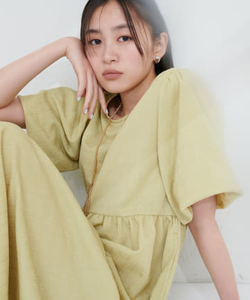【WEB限定】シャーリングチェックパフスリーブワンピース