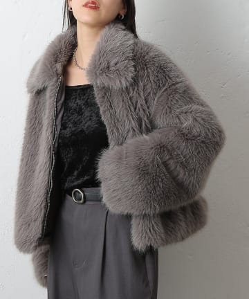 COLONY 2139(コロニー トゥーワンスリーナイン) ショートファーブルゾン