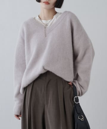 Lui's(ルイス) ウールライトVネックニット