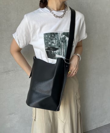 DOUDOU(ドゥドゥ) ショルダーバッグ