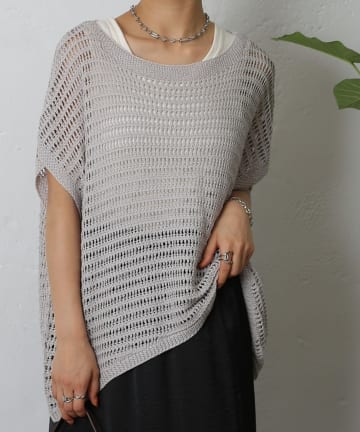 COLONY 2139(コロニー トゥーワンスリーナイン) メッシュ編みニットプルオーバー