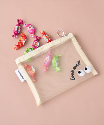 BIRTHDAY BAR(バースデイバー) おめめ　刺繍メッシュポーチ