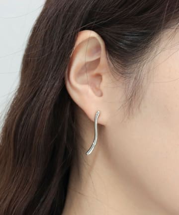 FREDY & GLOSTER(フレディ アンド グロスター) ウエーブスティックピアス
