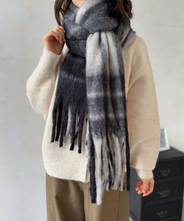 LOCUST(ローカスト) チェックマフラー