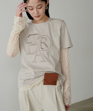 LARUTA(ラルータ) 厚盛りロゴ刺繍T