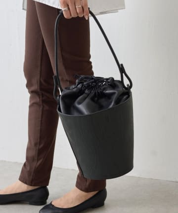 BEARDSLEY(ビアズリー) レザーバケツバッグ