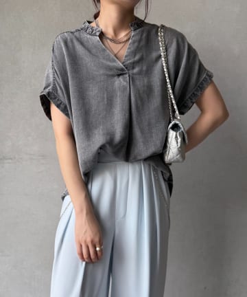 DOUDOU(ドゥドゥ) 【WEB限定】バックボタンリヨセルデニム半袖シャツ