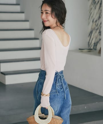 La boutique BonBon(ラブティックボンボン) 【KAZUMI監修カラーあり】フロッキーチュール前後２WAYカットソー