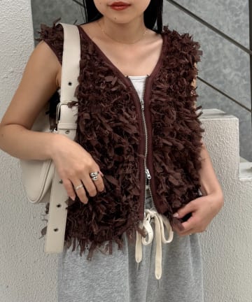 CIAOPANIC TYPY(チャオパニックティピー) リボンフリンジZIPベスト