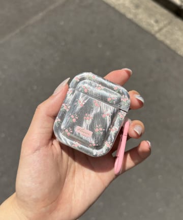 Lattice(ラティス) 小花柄イヤフォンケース(AirPods 第2世代)