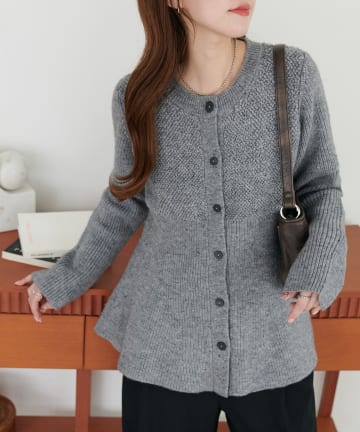 DISCOAT(ディスコート) ネップリブ前開きペプラムプルオーバー