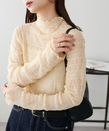 DISCOAT(ディスコート) 【WEB限定】スモッキングレースプルオーバー