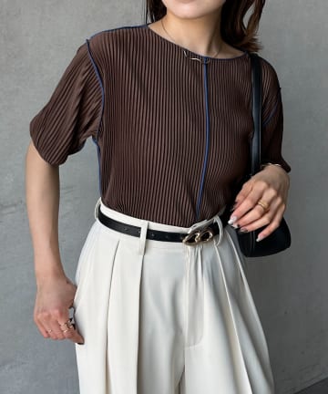 Thevon.(ゼヴォン) 5分袖プリーツメロープルオーバー