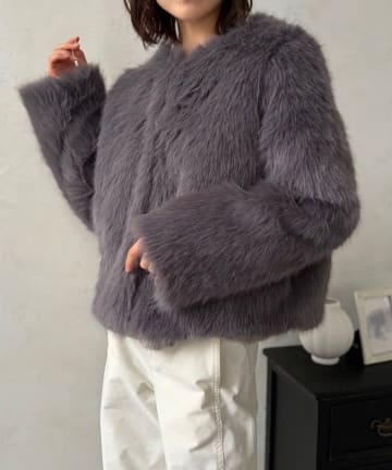 LOCUST(ローカスト) 【上品見え/スタイルアップ】ノーカラーファージャケット