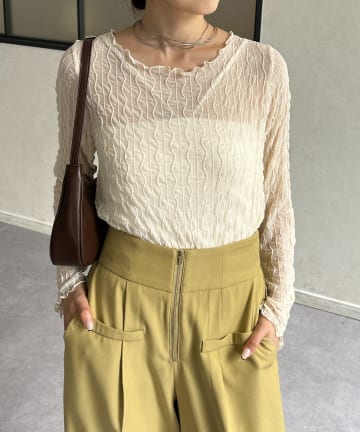 Thevon.(ゼヴォン) ウェーブ柄シアープルオーバー
