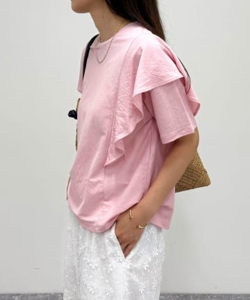 FREDY & GLOSTER(フレディ アンド グロスター) 【夏の即戦力！】ラッフルショルダー半袖Tシャツ