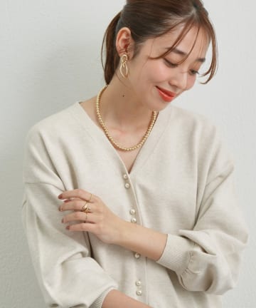un dix cors(アンディコール) 《さりげなく大人可愛い》Wパール釦ショートカーディガン