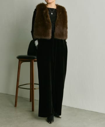 ear PAPILLONNER(イア パピヨネ) ショート丈/フェイクフォックスベスト【SUM1 STYLE(スミスタイル)】