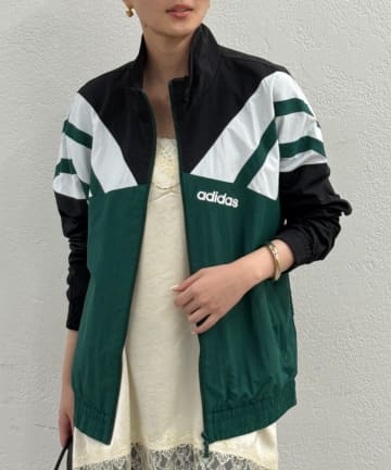 LOUNGEDRESS(ラウンジドレス) adidas ラインナイロンジャケット