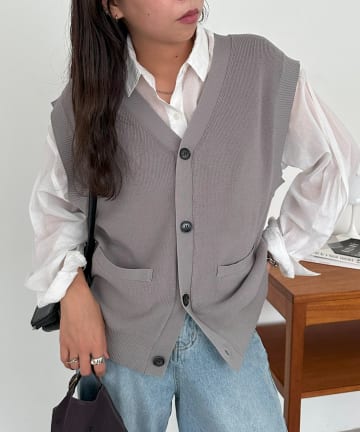 DISCOAT(ディスコート) 【ロングシーズン使える！/ユニセックス】Vネック片畦ニットジレ