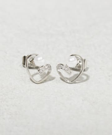 パールハートピアス