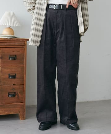 DISCOAT(ディスコート) 【セットアップ対応】コーデュロイタックワイドパンツ《ユニセックス》