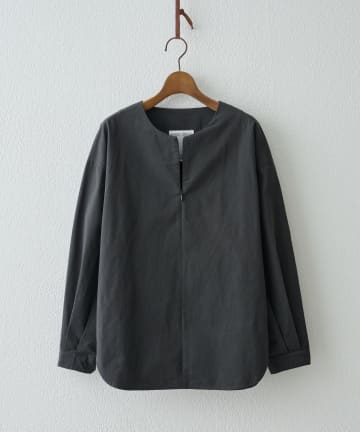 BEARDSLEY(ビアズリー) 《15 quinze》フロントジップコットンプルオーバー