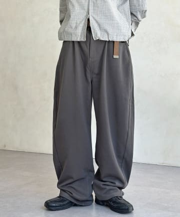 CPCM(シーピーシーエム) バレルスウェットパンツ