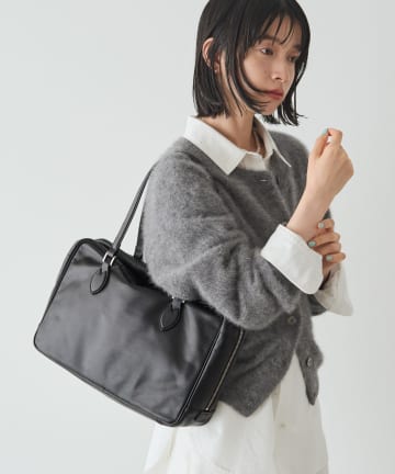 レザーボストンバッグ