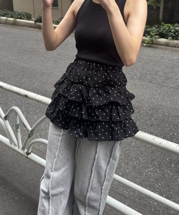 ドットフリルショートスカート