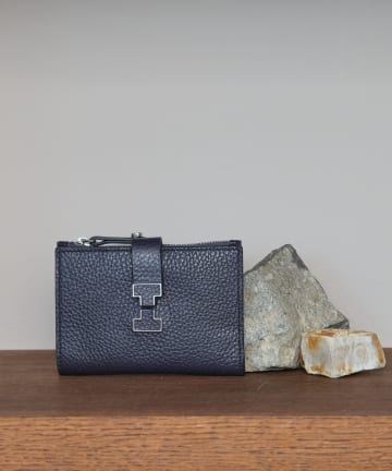 IACUCCI(イアクッチ) アバ ハーフウォレット CERVO