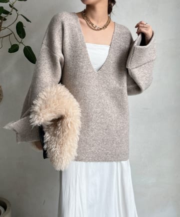 DOUDOU(ドゥドゥ) 【WEB限定】深Vワイドスリーブプルオーバー